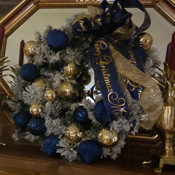 24” snowy Christmas wreath $75.00 - Picture 4 of 10